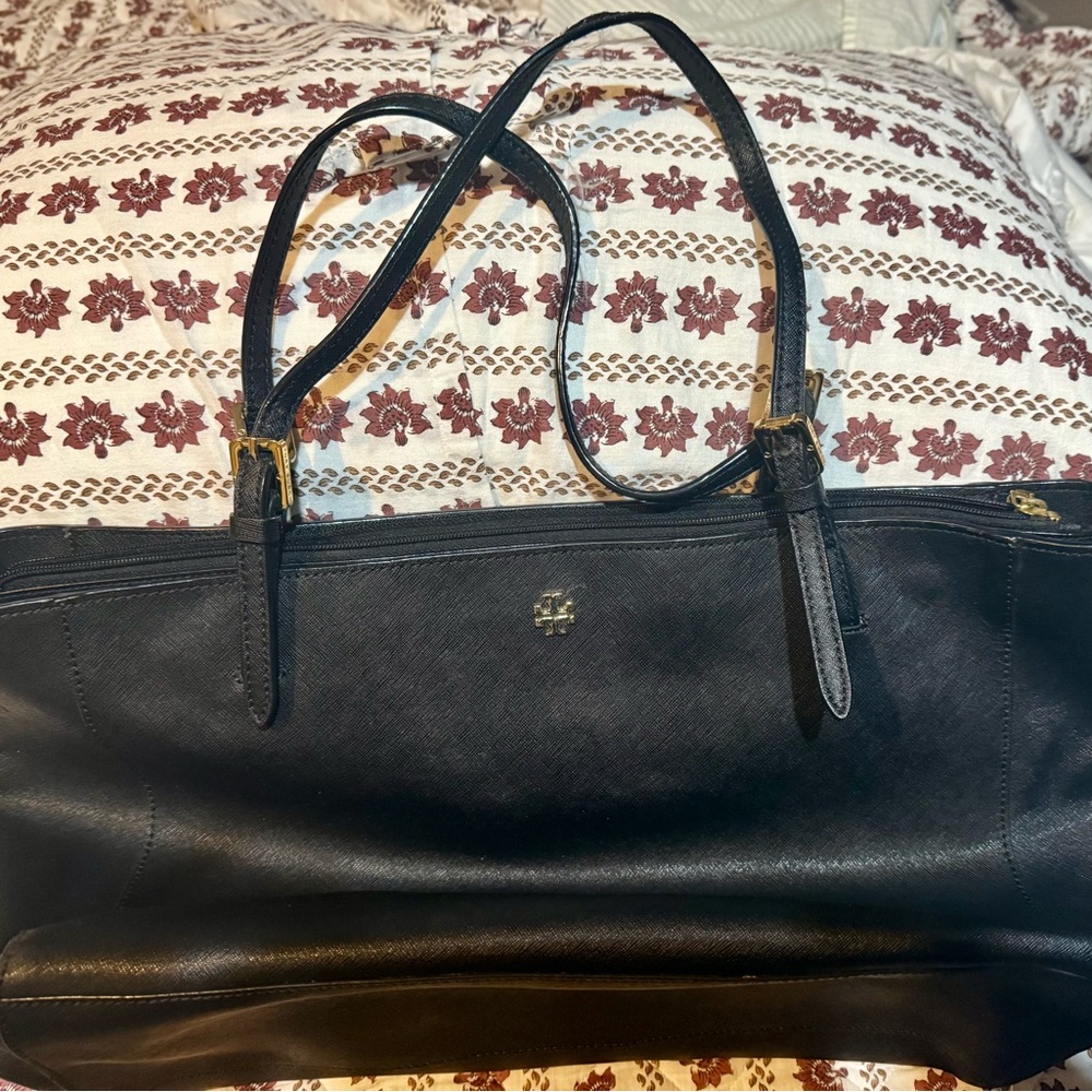 Tory Burch Black Leather Shoulder Bag